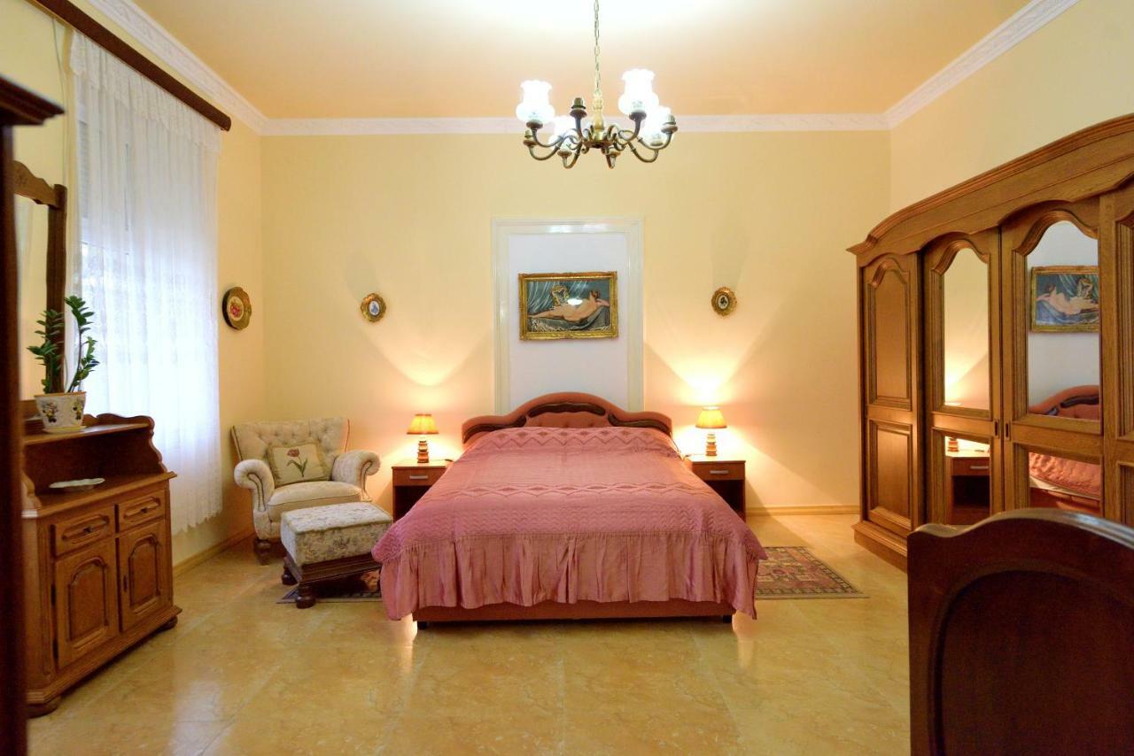 Apartman Vila Milica Kikinda Exterior photo